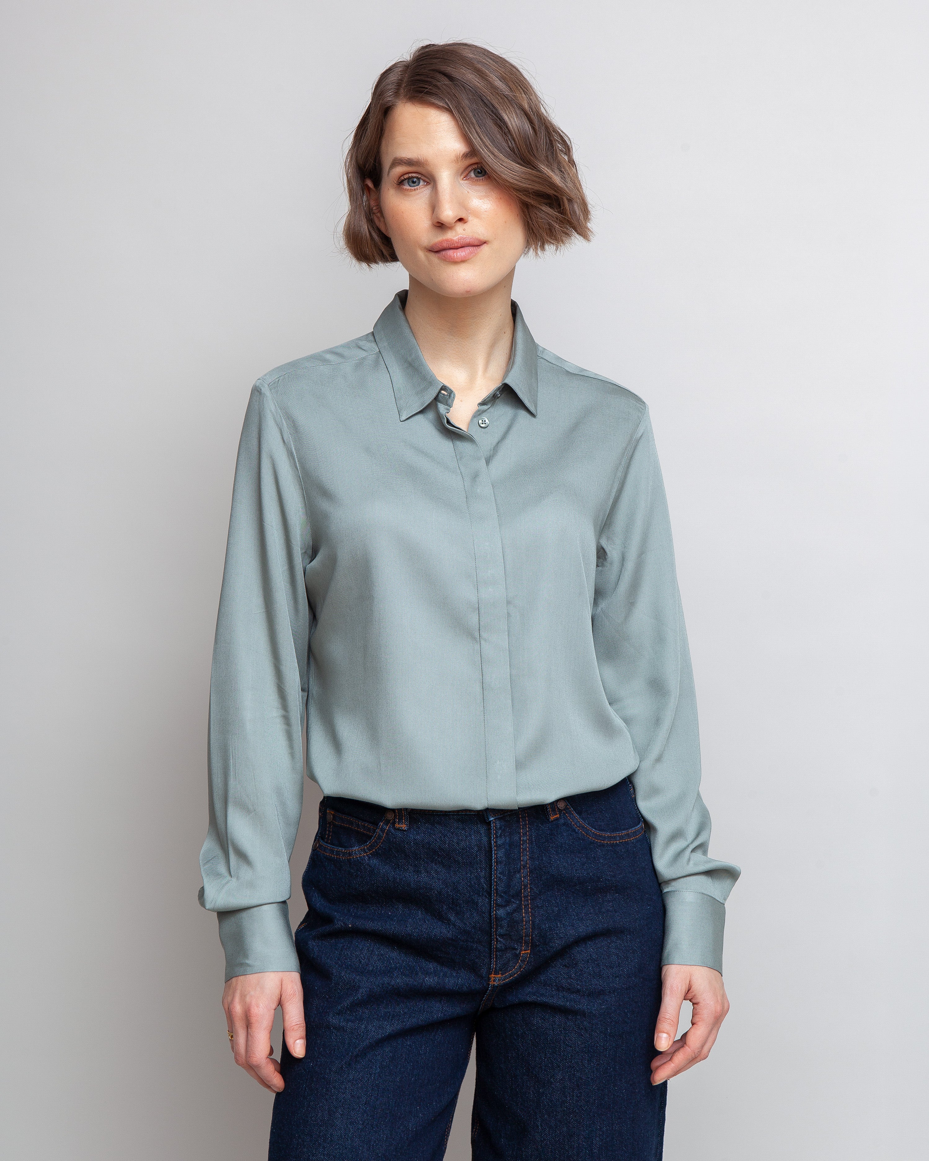 Klassisk Skjorte - sage