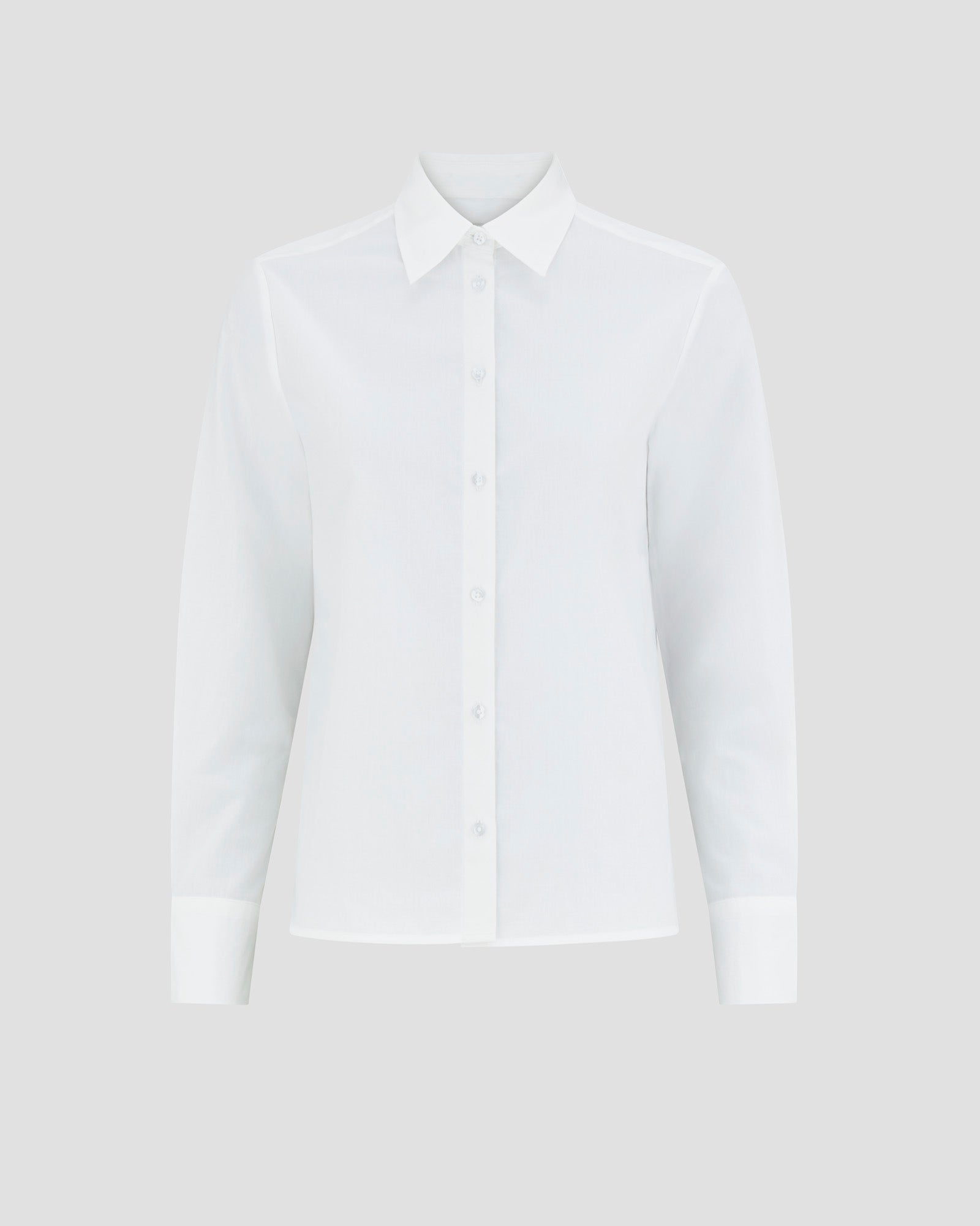 Klassisk skjorte til kvinder i hvid lavet af kvaliteten 100% Økologisk Bomuld, ansvarligt produceret design fra A Working Theory